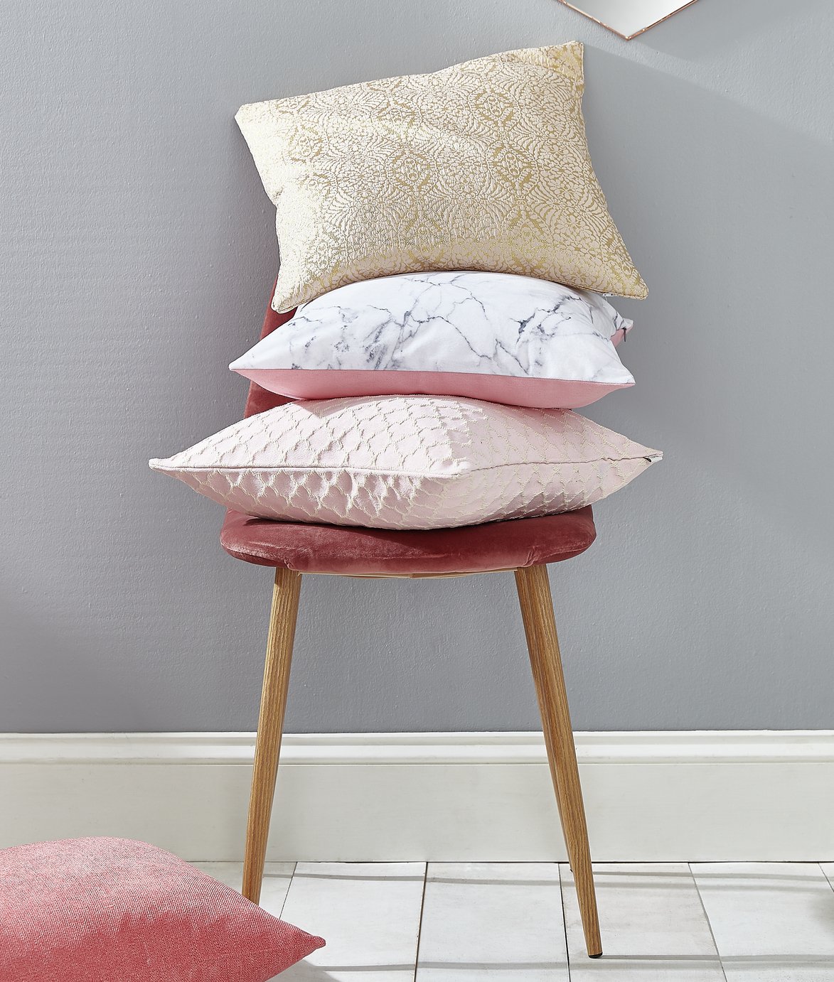 Catherine Lansfield Pack of 2 Cushion Covers Ravello Drinks Trolley