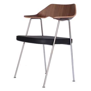 Case Robin Day 675 Chair, Walnut and Chrome (79 x 65cm)