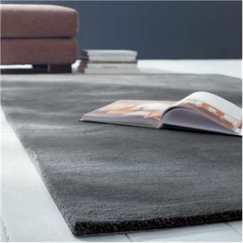 SOFT woollen low pile rug in charcoal grey (160 x 230cm)